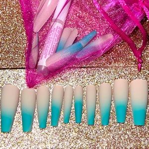Press on nails 20 size with 1 glue